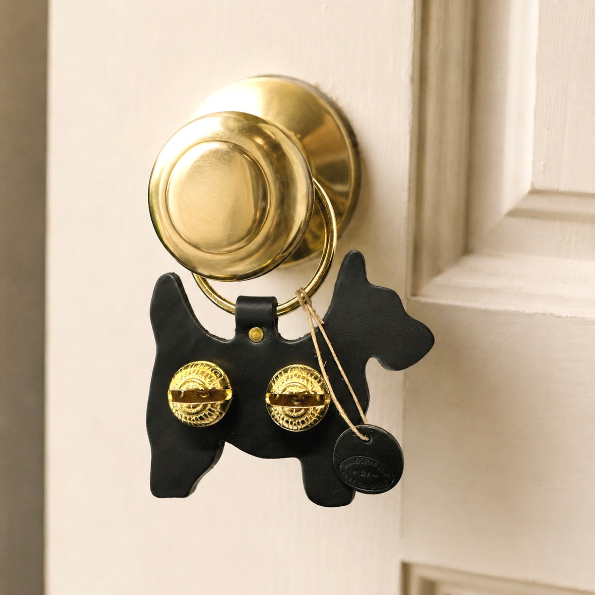 う*ま様 DeliciousTaylormade DOORZ BrasstyMa Door Chimes - Scottie: Black / Brass – Tri Heart Designs